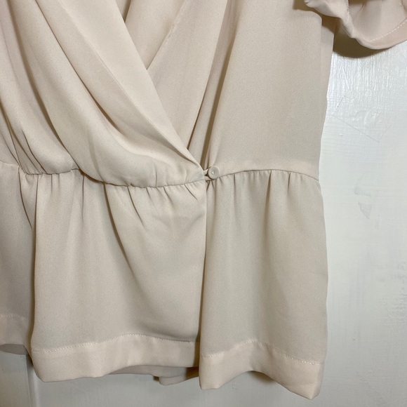 Aritzia Babaton Sherman Short Sleeve Wrap Blouse - Picture 4 of 6